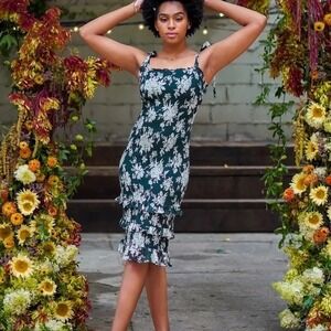 Abercrombie & Fitch Smocked Floral Midi Dress Green White Tie Shoulder Small